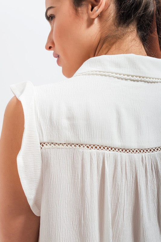 BLOUSE WITH FRILL SLEEVE IN WHITE