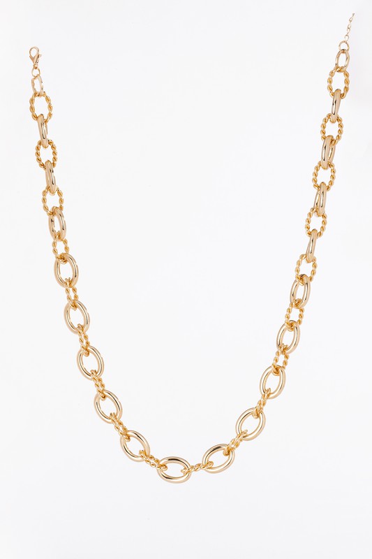 Bold chain necklace   gold