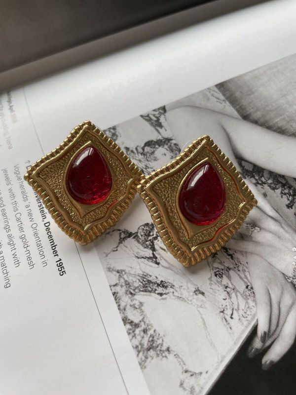 Retro style red glass jelly stud earring
