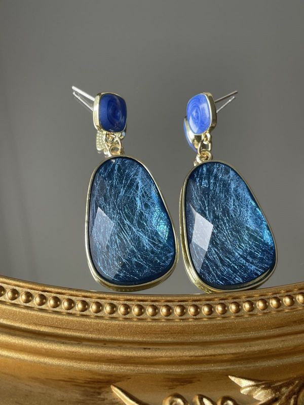 Vintage style blue color drop stud earring